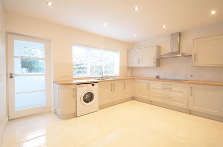 3 bedroom bungalow - detached - Photo 4
