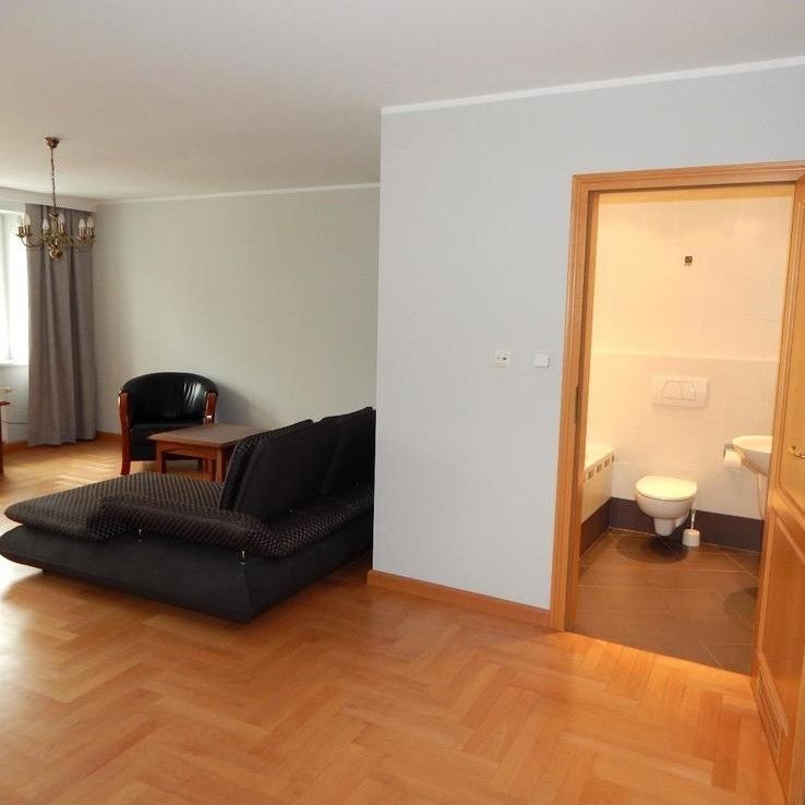 Atrakcyjny 2 pokojowy apartament na Starówce - Photo 1