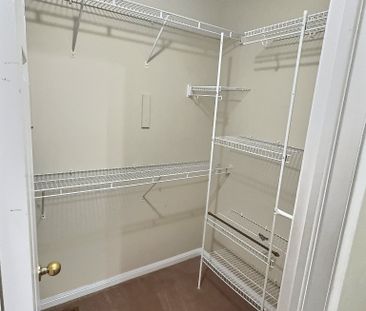 For Lease - 50 Kirkland Place, Whitby, Ontario - Photo 3