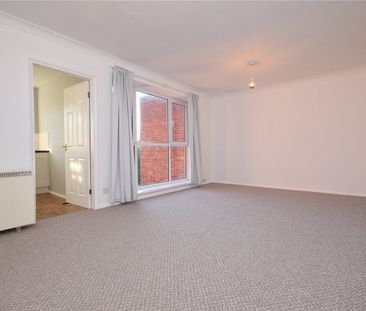 27, Lidgett Park Court, Leeds, West Yorkshire, LS8 1ED - Photo 2