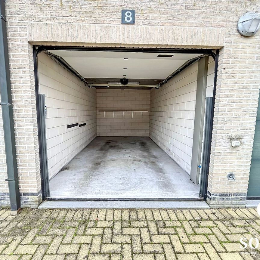 Zeer mooi appartement met ruime 2 slaapkamers en bureau te centrum Aalter - Foto 1