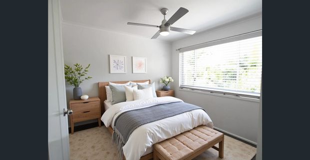 FAMILY HOME - SPACIOUS LIVING - POOL - Photo 1