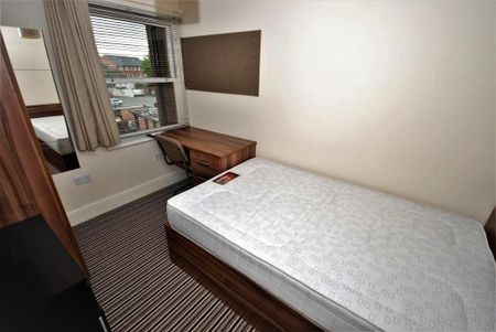 6 bedroom apartment to rent - Photo 3