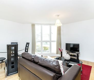 Water Gardens Square, Canada Water, London, SE16 flat to rent - Photo 5