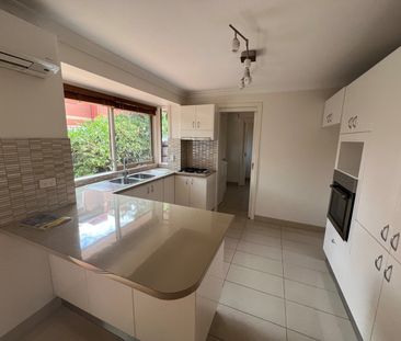 5/16 Bordeaux Street, Avondale Heights VIC 3034 - Photo 3