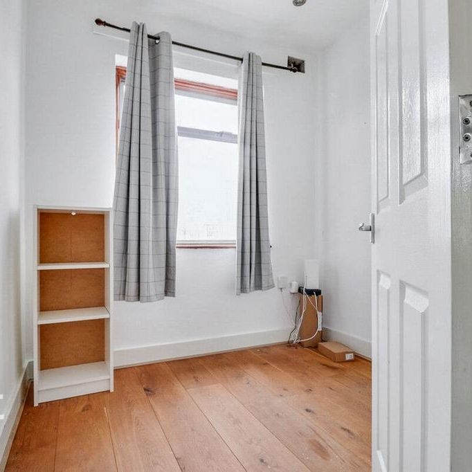 4 bedroom terraced house to rent - Photo 1