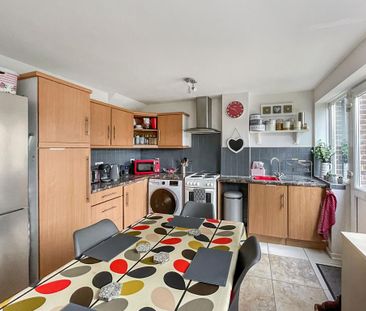 2 bedroom terraced house to rent - Photo 6