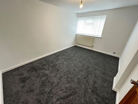 5 bedroom townhouse to rent - Photo 4