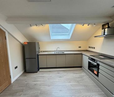 2 bedroom apartment to rent - Photo 6
