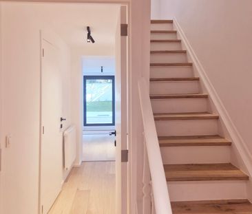 Renovated 4 BDR/4 bathroom ground floor with garden! - Photo 5