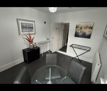 Room in a Shared House, Great Clowes Street, M7 - Photo 6