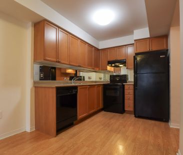 For Lease - 4975 Southampton Drive Unit# 195, Mississauga, Ontario - Photo 1