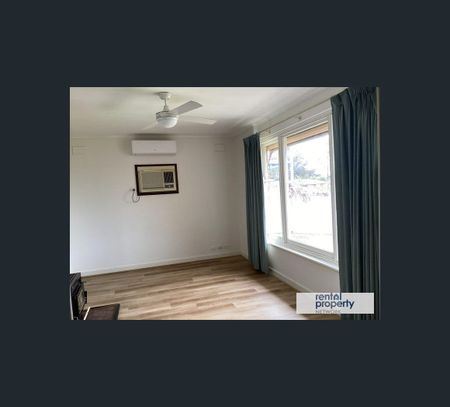 37 Malwa Street, Osborne, SA 5017 - Photo 4