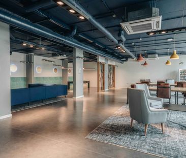 Platinum Studio - Photo 1