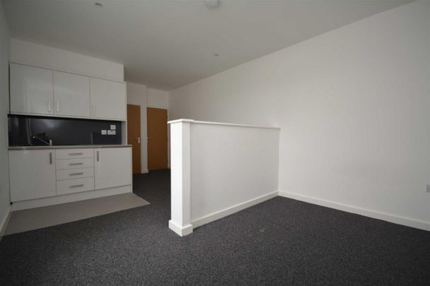 1 bed Flat for Rent - Photo 1