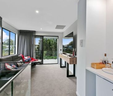 Beautiful 3 Bedroom Home in Sunshine Cove! - Photo 2