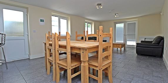 Colum Road, Cathays, Cardiff - Photo 2