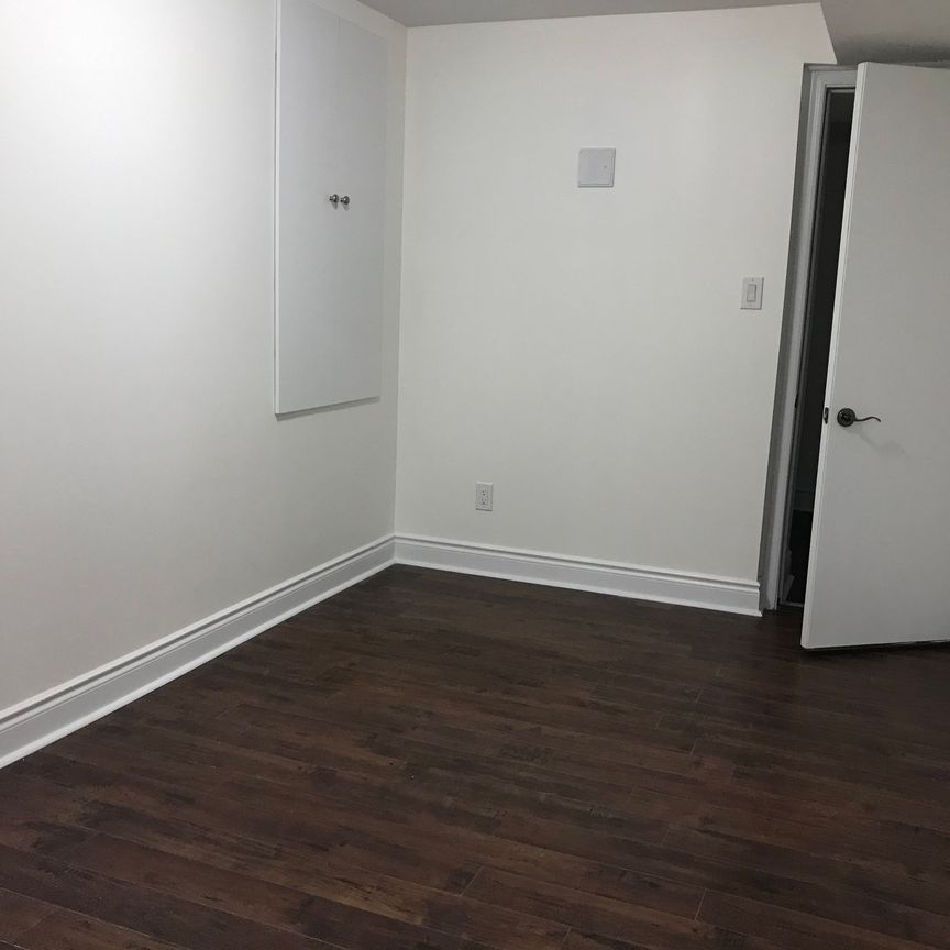 For Lease - 10 Amaretto Court, Brampton, Ontario - Photo 1