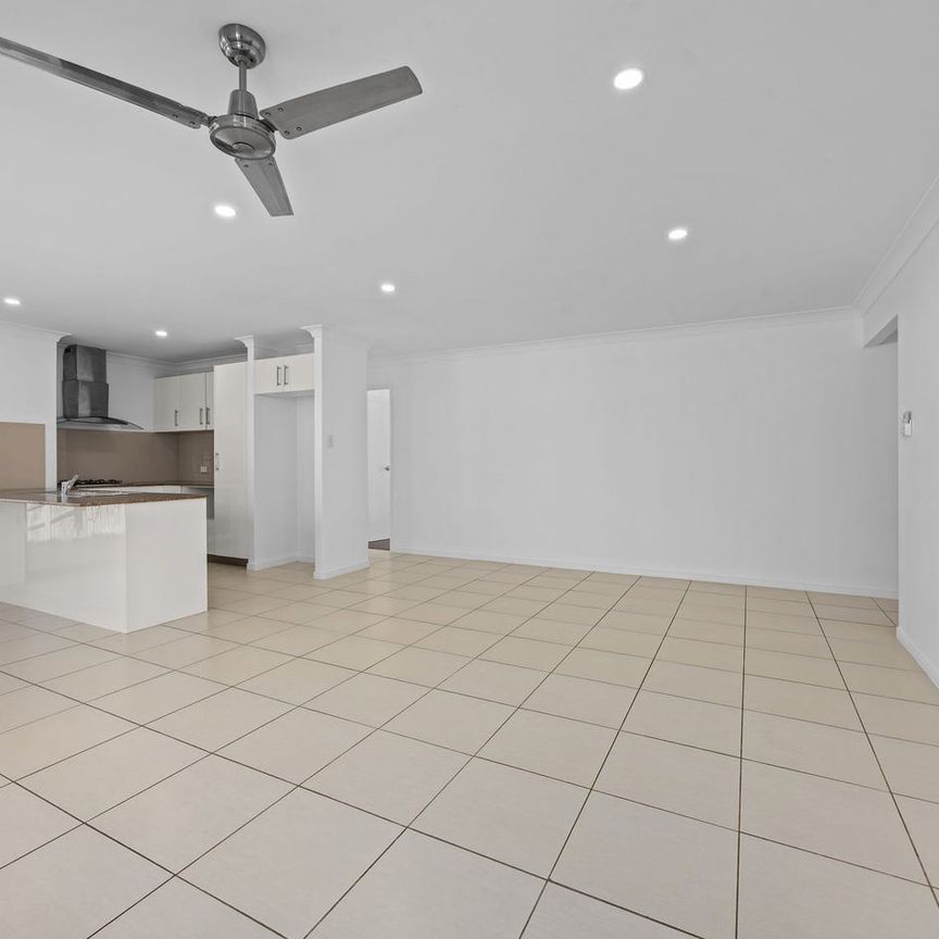 Spacious Family Home on a Corner Block! - Photo 1