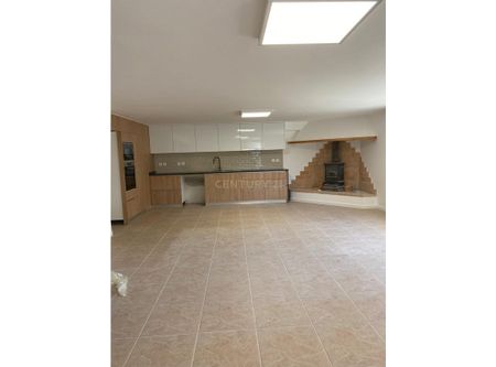 Aljubarrota, Leiria - Photo 2