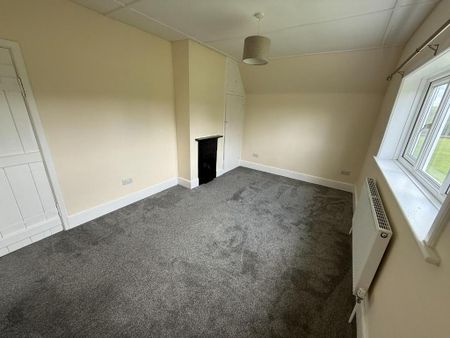 4 bedroom detached house to rent - Photo 2