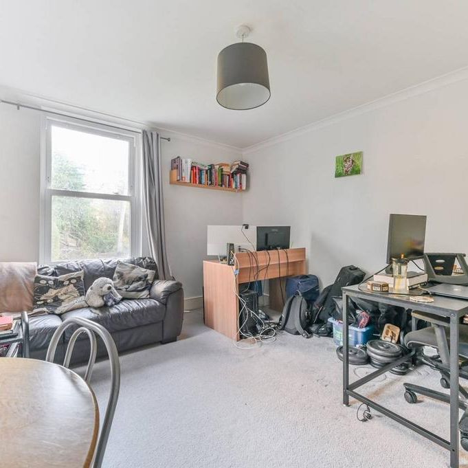1 bedroom flat to rent - Photo 1