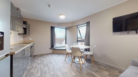 5 bedroom flat to rent - Photo 5