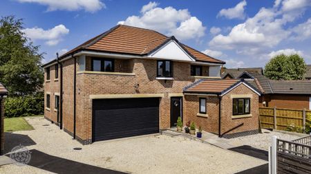 4 bedroom detached house to rent - Photo 3