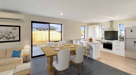 AMBERLEY - 3 BEDROOMS - Photo 2