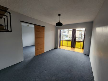 Perfectly Positioned And Presented - Photo 2