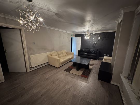 2 bedroom flat to rent - Photo 1