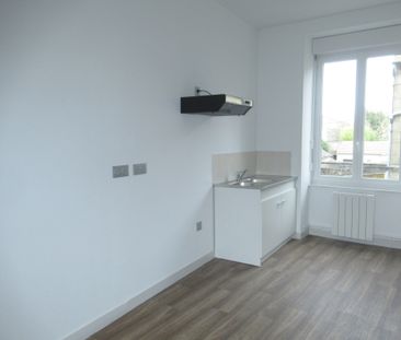 Location Appartement 2 pièces 46m² LA FERTE MACE 61600 - Photo 3