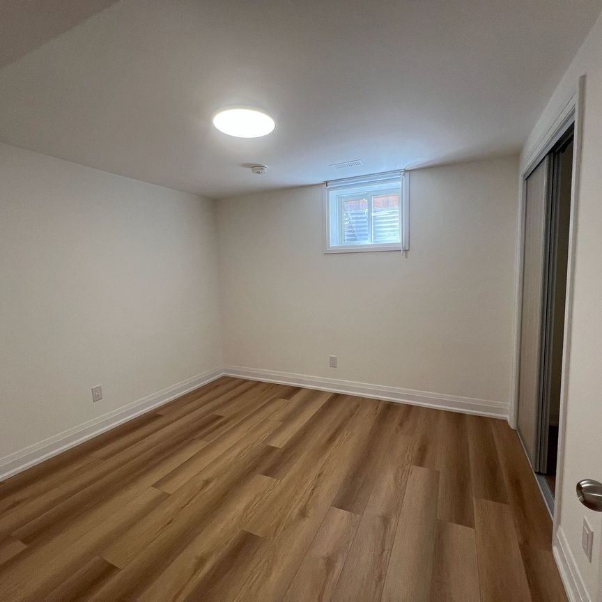 For Lease - 2807 Guilford Crescent Unit# Basement, Oakville, Ontario - Photo 1