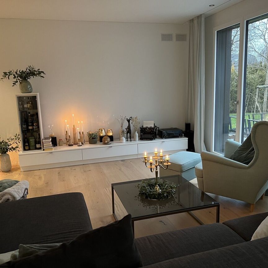 MAISON DE 6 PIÈCES À OFTRINGEN (AG), MEUBLÉE, TEMPORAIRE - Foto 1