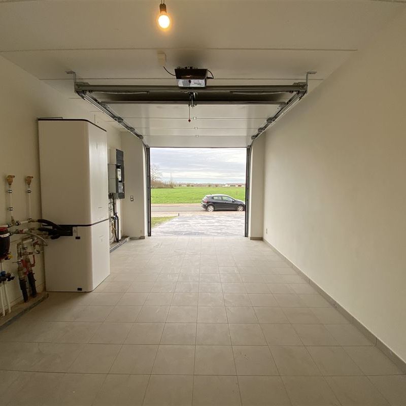 Huis te huur in Evergem - Photo 1