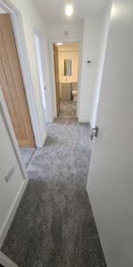 Market Street, Oakengates (A) - £725 pcm - Photo 4