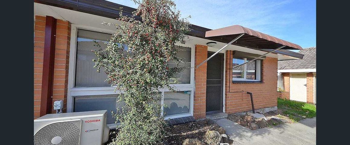 Charming 2-Bedroom Unit in Clayton - Water Bill is included! - Photo 1