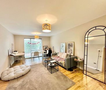 2 bedroom property to rent - Photo 3