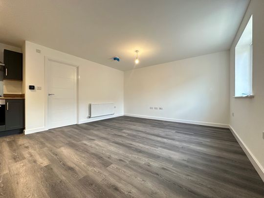 Nunney Close, Chippenham, Patterdown - Photo 1