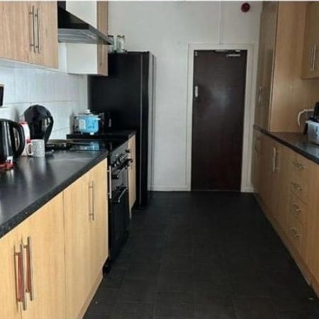 Room in a Shared House, Prescot Road, L13 - Photo 4