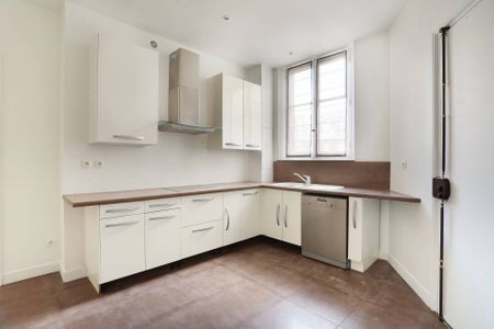 Location appartement, Paris 16ème (75016), 8 pièces, 242 m², ref 84954408 - Photo 3