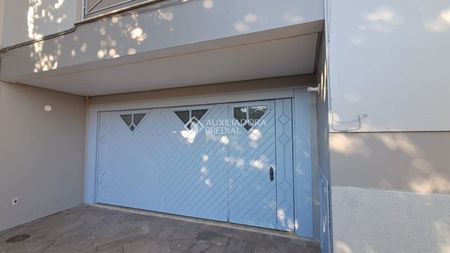Casa com 4 quartos e 227m² para alugar em Marechal Rondon, Canoas. - Photo 5