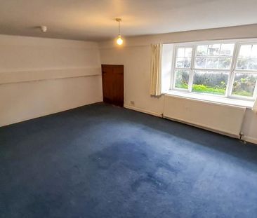 2 bedroom maisonette to rent - Photo 1