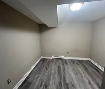 For Lease - 80 Taunton Road Unit# Bsmt, Oshawa, Ontario - Photo 2