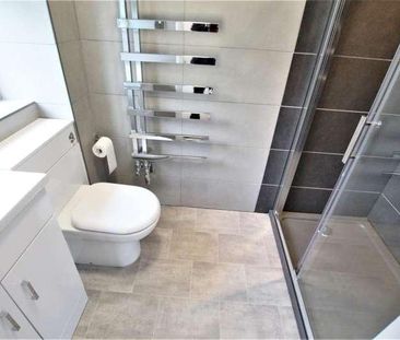 Bisley, Woking, GU24 - Photo 3