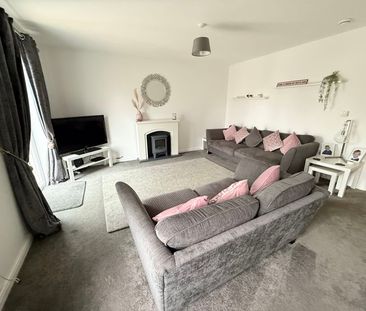 Montague Walk, Copthorne, Shrewsbury, SY3 8GG - Photo 1