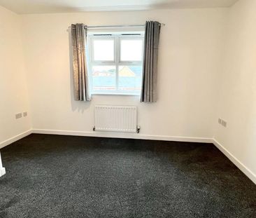 2 bedroom semi-detached house to rent - Photo 5