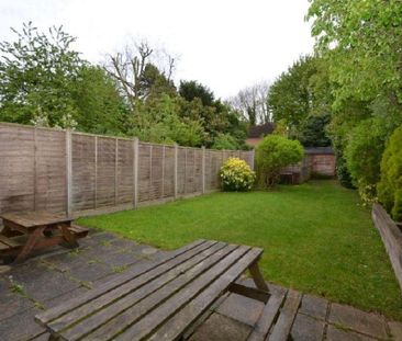 3 bedroom semi-detached house to rent - Photo 6