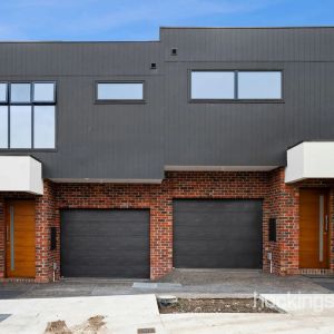 Spacious and Stylish Living - Photo 3