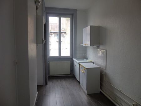 APPARTEMENT T2 A LOUER - Photo 2